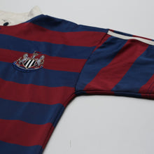 Load image into Gallery viewer, 1995/96 Ginola #14 Newcastle United Vintage adidas Away Football Shirt (S)6