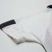 Load image into Gallery viewer, 1997/99 Owen #20 England Vintage Umbro Home Football Shirt (L/XL) WC 1998