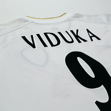 Load image into Gallery viewer, 2000/02 Viduka #9 Leeds United Vintage Nike Home Football Shirt (L)10