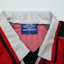 Load image into Gallery viewer, 1996/98 Pearce #3 Nottingham Forest Vintage Umbro Home Football Shirt (M)16