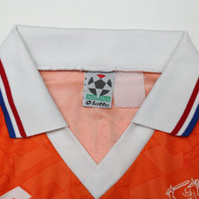 Load image into Gallery viewer, 1994 Koeman #4 Holland Vintage Lotto Home Football Shirt (M) Netherlands13