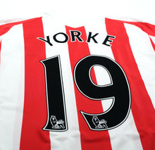 Load image into Gallery viewer, 2007/08 YORKE #19 Sunderland Vintage Umbro Football Shirt (M/L)