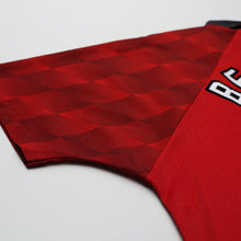 Load image into Gallery viewer, 1996/98 Beckham #10 Manchester United Vintage Umbro Home Football Shirt (L)11