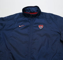 Load image into Gallery viewer, 2002/03 USA Vintage Nike Football Training Jacket (M) USMT2
