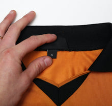 Load image into Gallery viewer, 2002/04 WOLVERHAMPTON WANDERERS Admiral Home Football Shirt (XL) Wolves Doritos