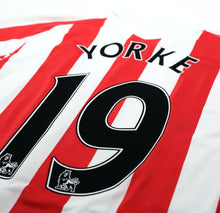 Load image into Gallery viewer, 2007/08 YORKE #19 Sunderland Vintage Umbro Football Shirt (M/L)
