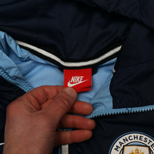 Load image into Gallery viewer, 2017/18 Manchester City Nike Football Hooded Jacket (M)9