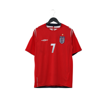 Load image into Gallery viewer, 2004/06 Beckham #7 England Vintage Umbro Away Football Shirt (M) EURO 20041