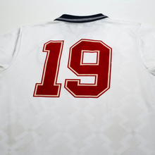 Load image into Gallery viewer, 1990/92 Gascoigne #19 England Retro Umbro Home Football Shirt (M) Italia 907