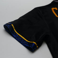 Load image into Gallery viewer, 1993/95 Cantona #7 Manchester United Vintage Umbro Away Football Shirt (S)