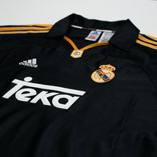 Load image into Gallery viewer, 1999/01 Raul #7 Real Madrid Vintage Retro adidas Away Football Shirt (M)4
