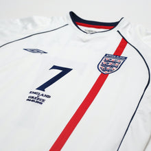 Load image into Gallery viewer, 2001/03 Beckham #7 England Vintage Umbro Home Greece Football Shirt (L)4
