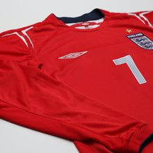 Load image into Gallery viewer, 2004/06 Beckham #7 England Vintage Umbro LS Away Football Shirt (S) EURO 20045