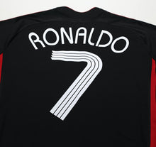 Load image into Gallery viewer, 2021/22 RONALDO #7 Manchester United adidas Teamgeist Football Shirt (M)9