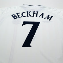 Load image into Gallery viewer, 2001/03 Beckham #7 England Vintage Umbro Home Greece Football Shirt (XL)11