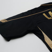 Load image into Gallery viewer, 2003/04 Larsson #7 Celtic Vintage Umbro Away Football Shirt (L)