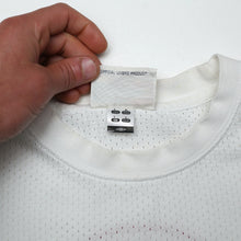 Load image into Gallery viewer, 1970 Bobby Moore #6 England Retro Umbro Home Football Shirt (M/L) Mexico 70 WC14