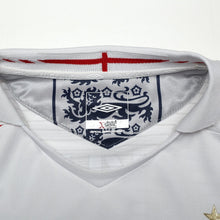 Load image into Gallery viewer, 2005/07 Beckham #7 England Vintage Umbro Home Football Shirt (L) WC 200616