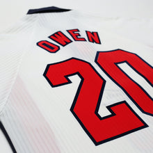 Load image into Gallery viewer, 1997/99 Owen #20 England Vintage Umbro Home Football Shirt (M/L) WC 199813