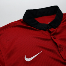 Load image into Gallery viewer, 2013/14 Van Persie #20 Manchester United Vintage Home Football Shirt (M)6