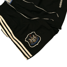 Load image into Gallery viewer, 1995/96 Newcastle United Vintage adidas Home Kit Football Shorts (S) 30" Waist3