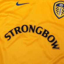 Load image into Gallery viewer, 2000/02 Leeds United Vintage Nike Away Football Shirt (XS) Youth XL6