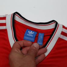 Load image into Gallery viewer, 1983/84 Robson #7 Manchester United adidas Originals Home Football Shirt (S/M)12