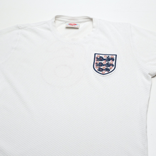 Load image into Gallery viewer, 1970 Bobby Moore #6 England Retro Umbro Home Football Shirt (L) Mexico 70 WC2