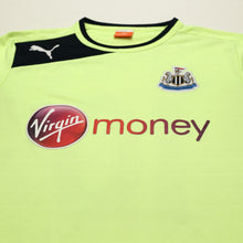 Load image into Gallery viewer, 2012/13 Ben Arfa #10 Newcastle United Vintage PUMA Third Football Shirt (M)3