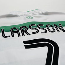 Load image into Gallery viewer, 2003/04 Larsson #7 Celtic Vintage Umbro European Home Football Shirt (XL)11