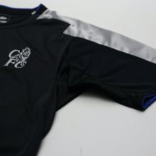 Load image into Gallery viewer, 2004/05 Drogba #15 Chelsea Vintage Umbro UCL Away Football Shirt (S)5
