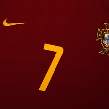 Load image into Gallery viewer, 2002/04 Figo #7 Portugal Vintage Nike Home Football Shirt (S)6