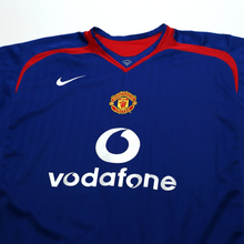 Load image into Gallery viewer, 2005/06 Ronaldo #7 Manchester United Vintage Nike Away Football Shirt (XXL)2