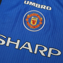 Load image into Gallery viewer, 1996/98 Cantona #7 Manchester United Vintage Umbro Third Football Shirt (M)5