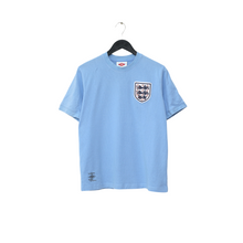 Load image into Gallery viewer, 1970 Bobby Moore #6 England Retro Umbro Third Football Shirt (M/L)0