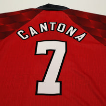 Load image into Gallery viewer, 1996/98 Cantona #7 Manchester United Vintage Umbro Home Football Shirt (S)8