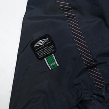 Load image into Gallery viewer, 2001/03 Celtic Vintage Umbro Football Track Top Jacket (L)7