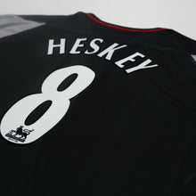 Load image into Gallery viewer, 2002/04 Heskey #8 Liverpool Vintage Reebok Away Football Shirt (XL)10