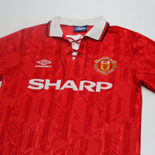 Load image into Gallery viewer, 1992/94 Cantona #7 Manchester United Vintage Umbro Home Football Shirt (S)2