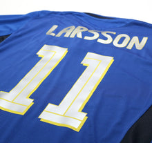 Load image into Gallery viewer, 2004/05 LARSSON #11 Sweden Vintage Umbro L/S Away Football Shirt (M)