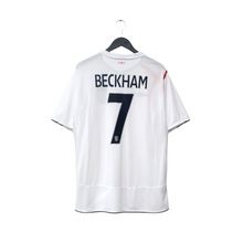 Load image into Gallery viewer, 2005/07 Beckham #7 England Vintage Umbro Home Football Shirt (XL) World Cup 2006