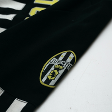 Load image into Gallery viewer, 1990/91 Juventus Vintage Le Felpe Dei Grandi Club Football Sweatshirt (S/M)7