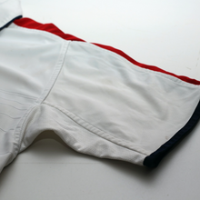 Load image into Gallery viewer, 2003/05 Gerrard #4 England Vintage Umbro Home Football Shirt (M) EURO 20045