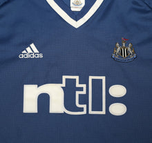 Load image into Gallery viewer, 2001/02 SOLANO #4 Newcastle United Vintage adidas Away Football Shirt (XL)