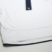 Load image into Gallery viewer, 2005/07 Beckham #7 England Vintage Umbro Home Football Shirt (L) WC 20069