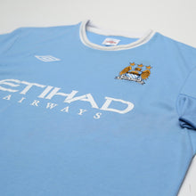 Load image into Gallery viewer, 2009/10 Tevez #32 Manchester City Vintage Umbro Home Football Shirt (L) 444