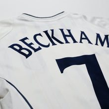 Load image into Gallery viewer, 2001/03 Beckham #7 England Vintage Umbro Home Greece Football Shirt (S) WC 200212