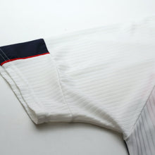 Load image into Gallery viewer, 1997/99 Beckham #7 England Vintage Umbro Home Football Shirt (L/XL) WC 199815