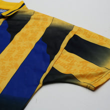 Load image into Gallery viewer, 1996/97 Ferguson #9 Everton Vintage Umbro Away Football Shirt (XL)7