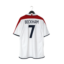 Load image into Gallery viewer, 2003/05 Beckham #7 England Vintage Umbro Home Football Shirt (XL) EURO 20040